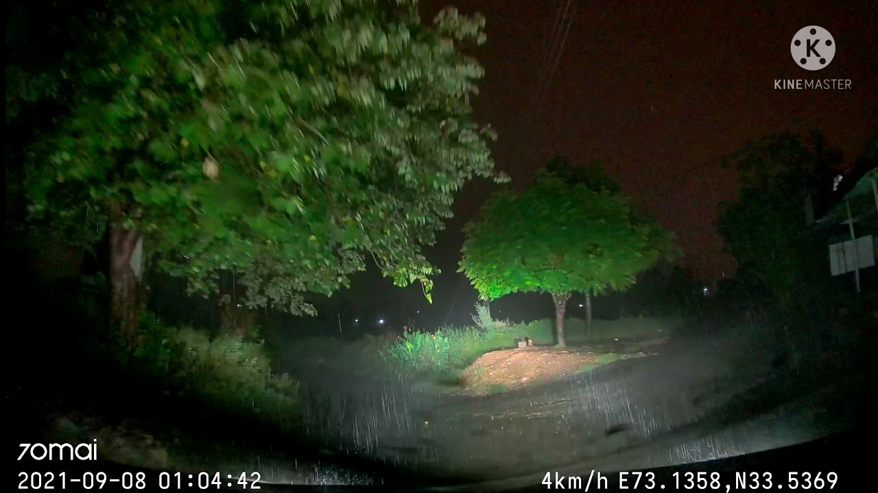 Dashcam video of Heavy rain and flooded streets... (With Sound)