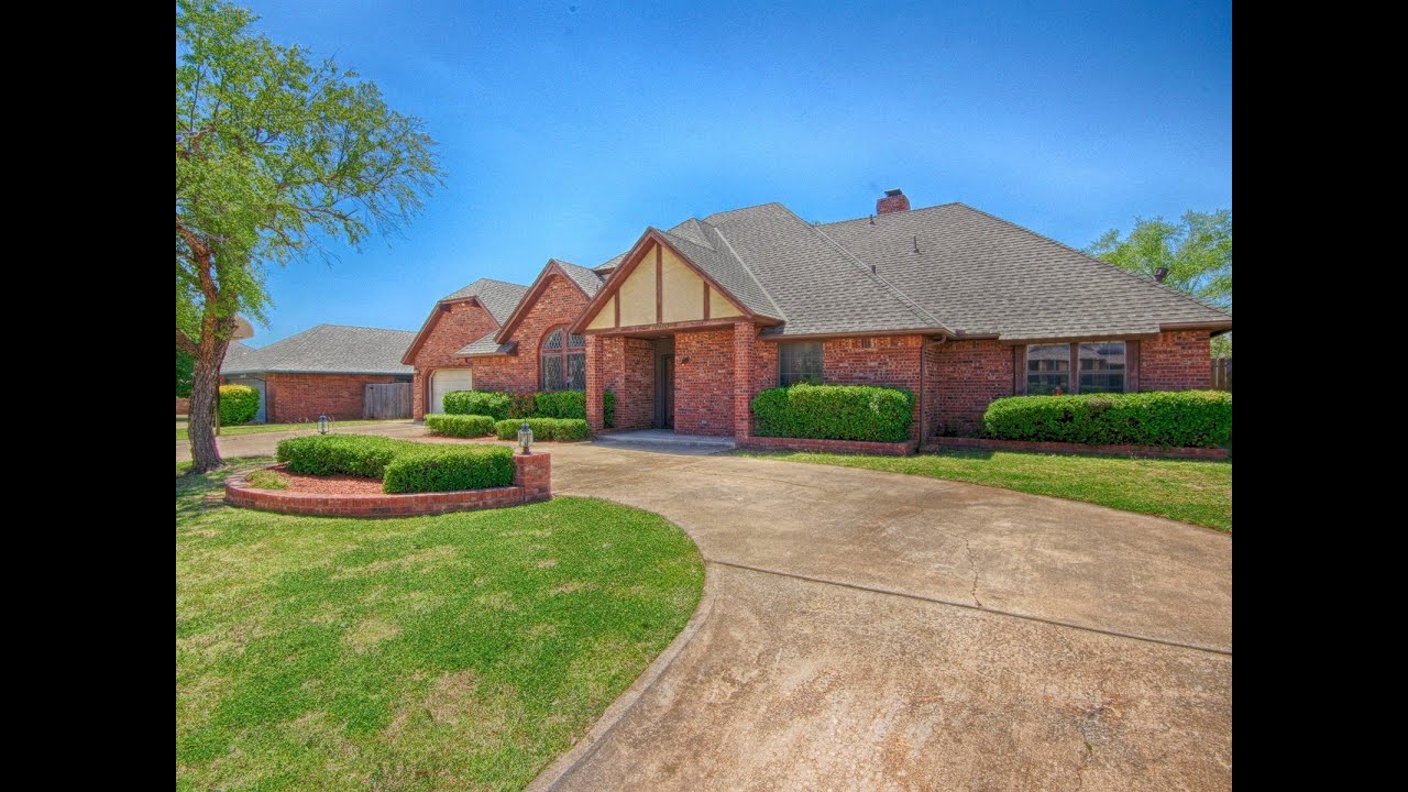 Lakeridge Run Home For Sale * 10709 West Country Dr., OKC, OK 73170