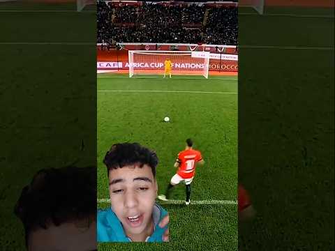 الكرة مش راضية تدخل صلاح ومرموش يضيعوا فرص خطيرة ضد نيجيريا محمد صلاح عمر مرموش 