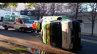 Vuelco y tragedia en Ascasubi: el estado de salud del joven que se accidentó en la ambulancia