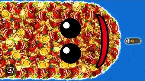 NOOB vs PRO vs HACKER in Worms Zone.io!