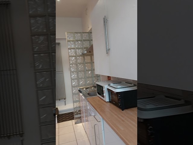 Video 1: KITCHENETTE 1