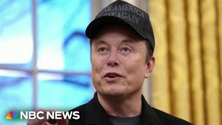 Federal workers face Monday night deadline to justify their jobs