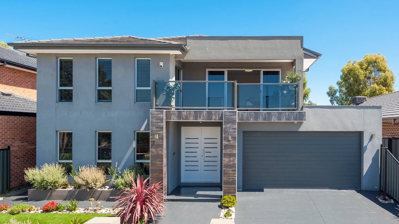 17 Watersedge Way Roxburgh Park YouTube 17 Watersedge Way Roxburgh Park YouTube