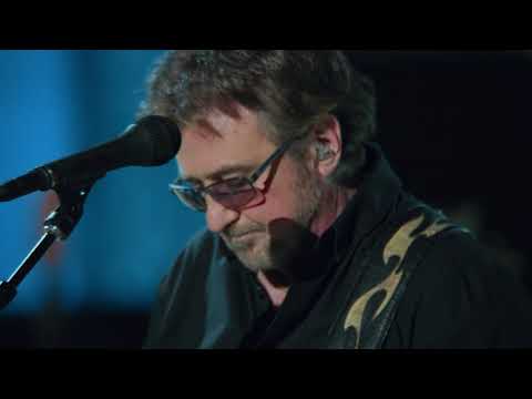 blue-Öyster-cult---"true-confessions"-(official-live-video)