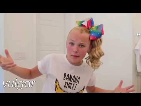 jojo-siwa-killing-her-hair-for-2-minutes-straight