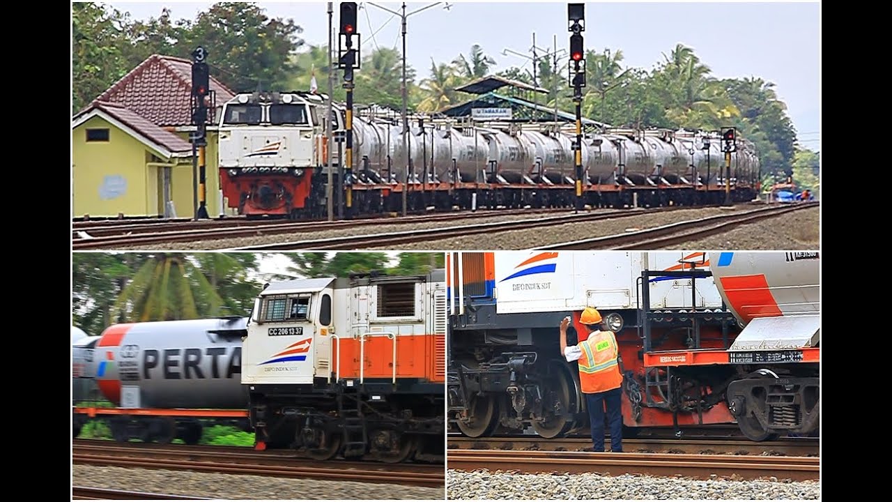 Besar Dan Panjang Kereta Api Tangki Ketel Memasuki Stasiun Rewulu