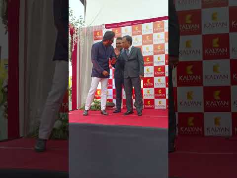 Ranbir Kapoor Inaugurated Kalyan Jewellers In Agra.