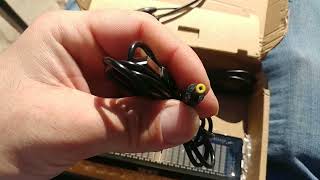 Celebrity AK2515 Spectrum analyzer unboxing and contents, first look. Profile