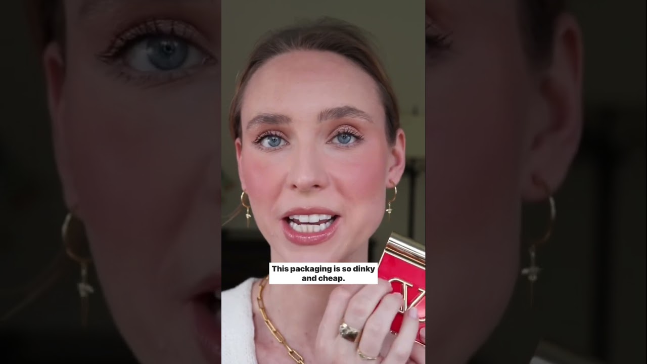 video VALENTINO Eye2Cheek Blush