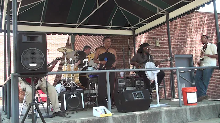 Joyce Henderson with The Beale Street Blues Band S...