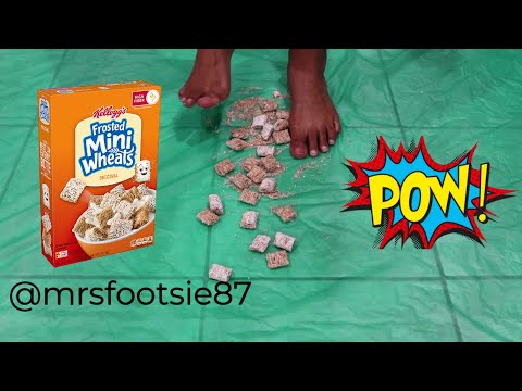 Feet Crushing Frosted Mini Wheats #OH #ASMR