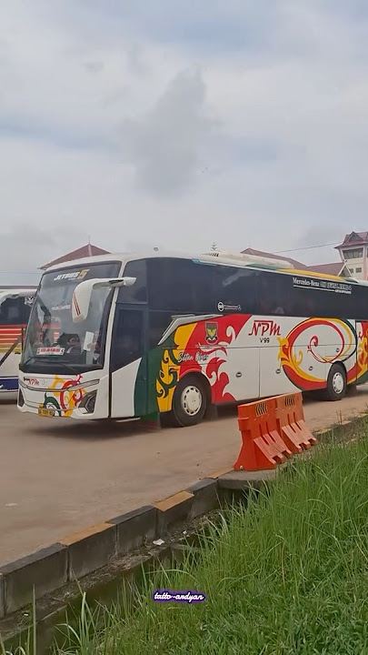 BUS NPM BANDUNG - PEKANBARU V99 JETBUS 5 SINGLE GLASS