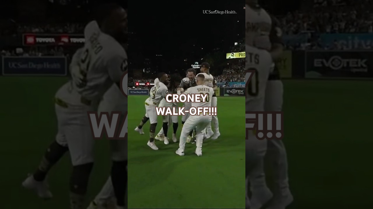 JAKE CRONENWORTH WALKS IT OFF!!! #mlb #padres #sandiego #walkoff #baseball #jakecronenworth