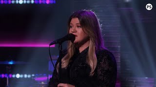 Kelly Clarkson - Stronger (What Doesn't Kill You) [PopSugar's Girl Talk 2021] [4K] Resimi