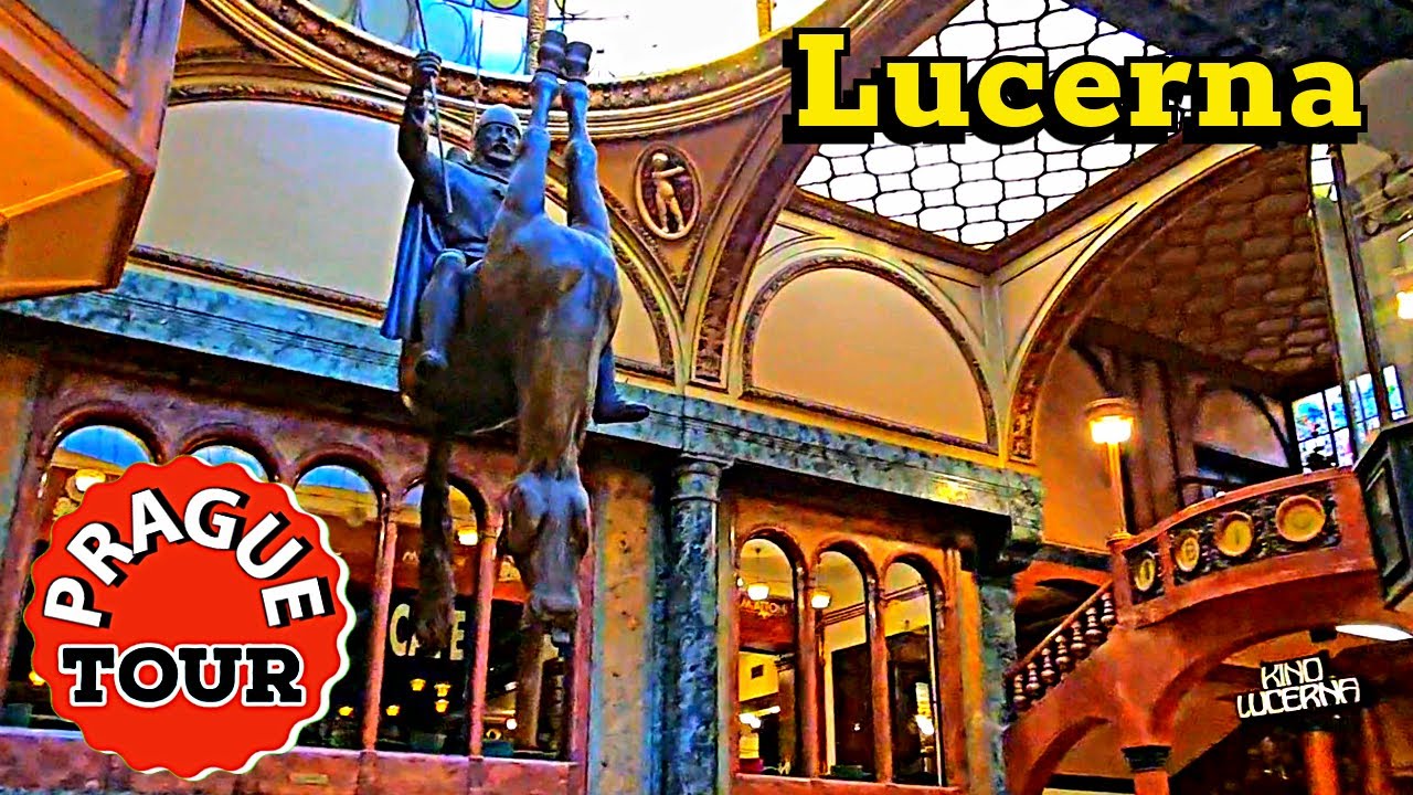 Дворец Люцерна. Пешеходная экскурсия по Праге, Чехия.