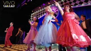 Bule Bule Llega El Teatro Milán