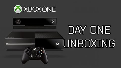 XBOX ONE Unboxing + First Impressions & PS4 Wii U Comparison (Day One Edition Console Review )