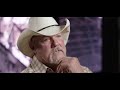 Trace Adkins - Love Walks Through the Rain (Track by Track)