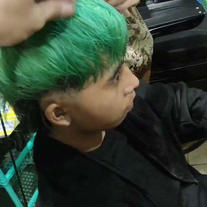 ingin tahu rahasia warna rambut hijau ,, simak penjelasan berikut ini