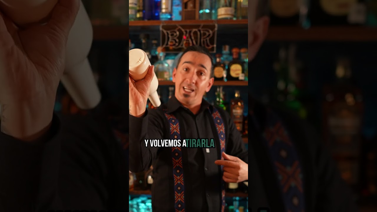 ¿Cómo hacer un finger roll con botella en flair bartending? Consejos y trucos