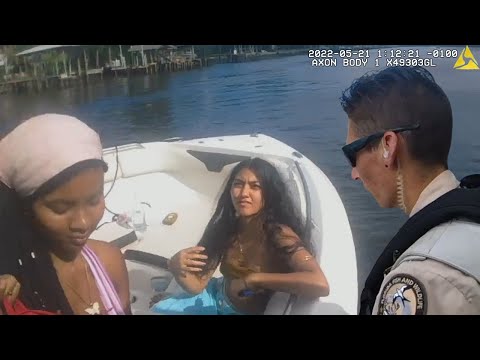 Police Catch Em With a Gun & Smoking On Party Boat