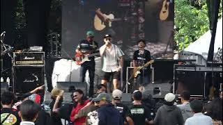 NATURAL REGGAE ROOTS on Stage Kaum Reggae Bersatu vol.5 Bogor