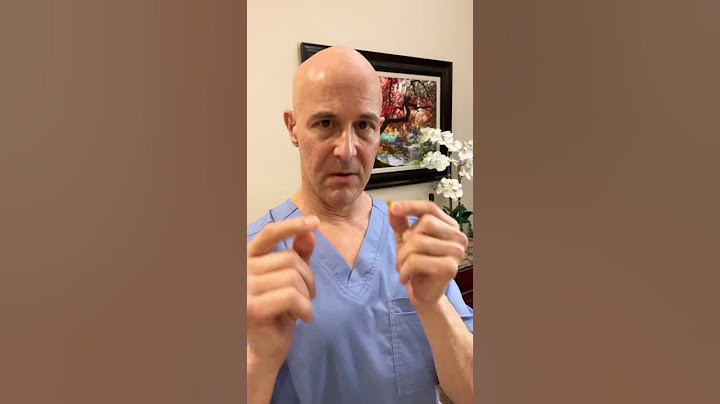 Vitamin E Capsules For Healthy Lips!  Dr. Mandell