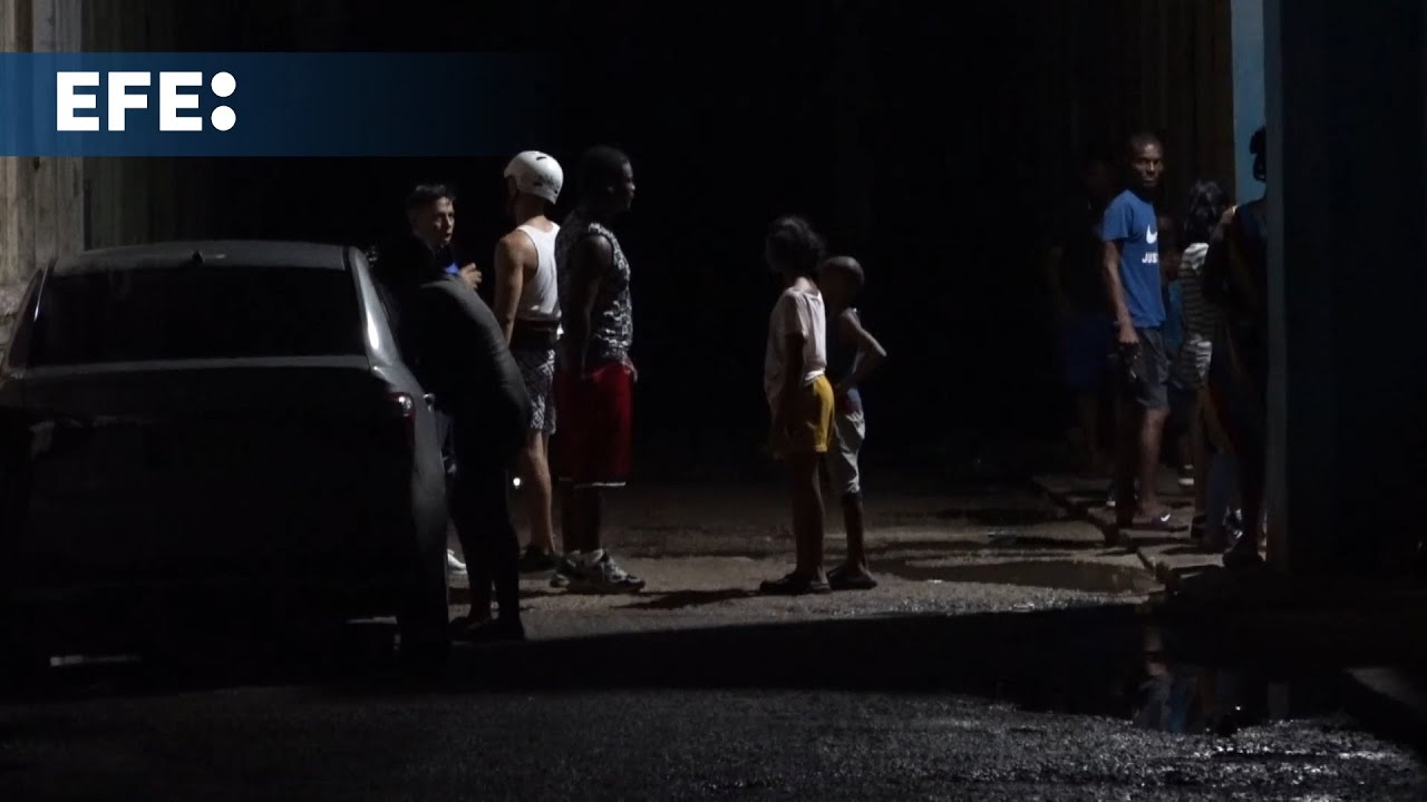 Cuba sufre su quinto colapso eléctrico en menos de un año