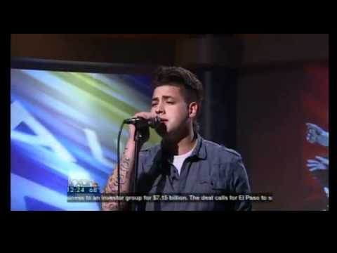 Jonathas Ojeda performs live at noon