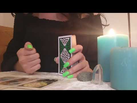 +18 რას ფიქრობს? რას გრძნობს?