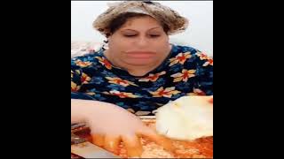 ازي تعملي محشي لجوزك 😂😂 الست اللي فشخت الواقع  😂😂😂😂 screenshot 5