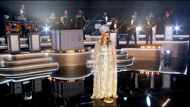 Kelly Clarkson  Christmas Isnt Canceled (Just You)...
