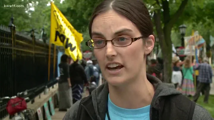 Pipeline protesters gather at governor's mansion