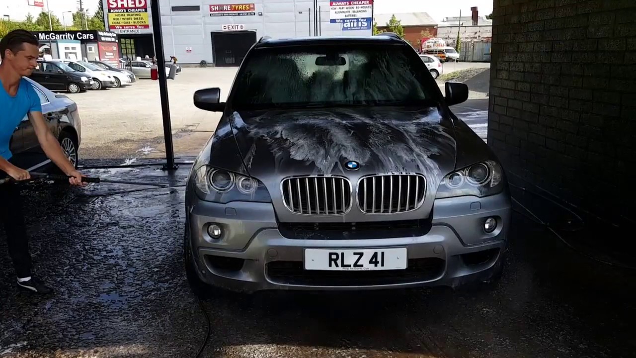 How to wash an Bmw X5 )) ( funny ) YouTube