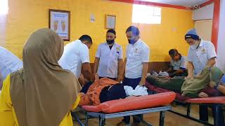 Terapi Tulang Ekor Dan Pengapuran Lutut Resimi