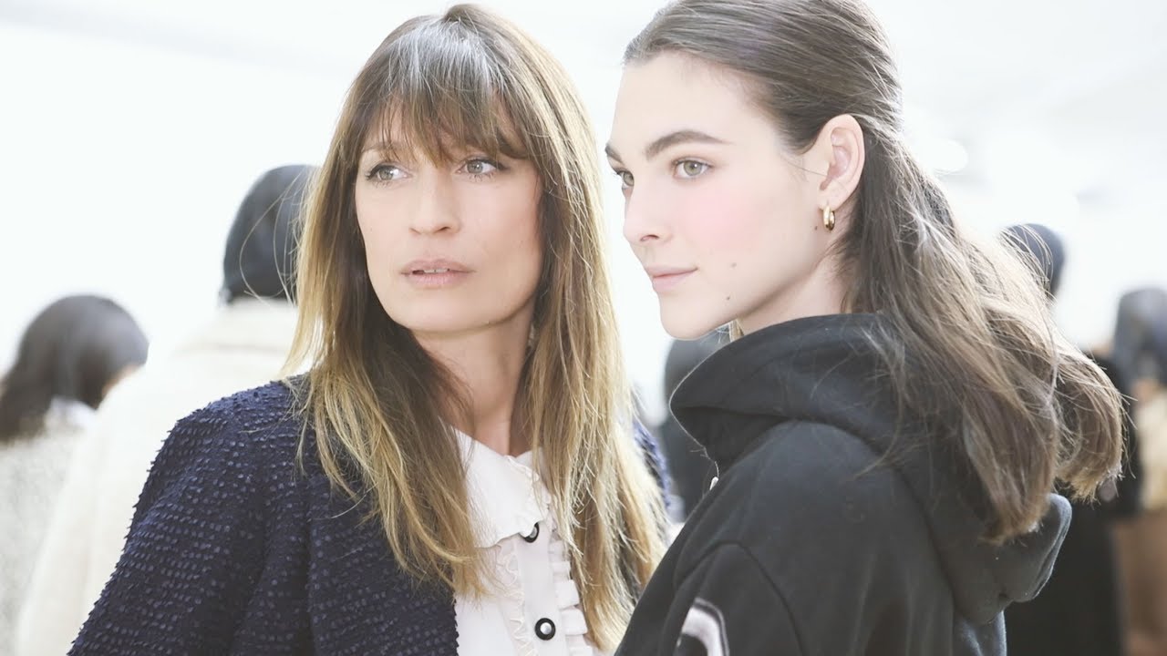 CHANEL Spring/Summer 2016 Haute Couture Show Backstage Makeup 