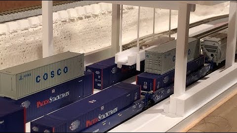 N Scale: Functional Intermodal Container Crane (DYI, Freelance)
