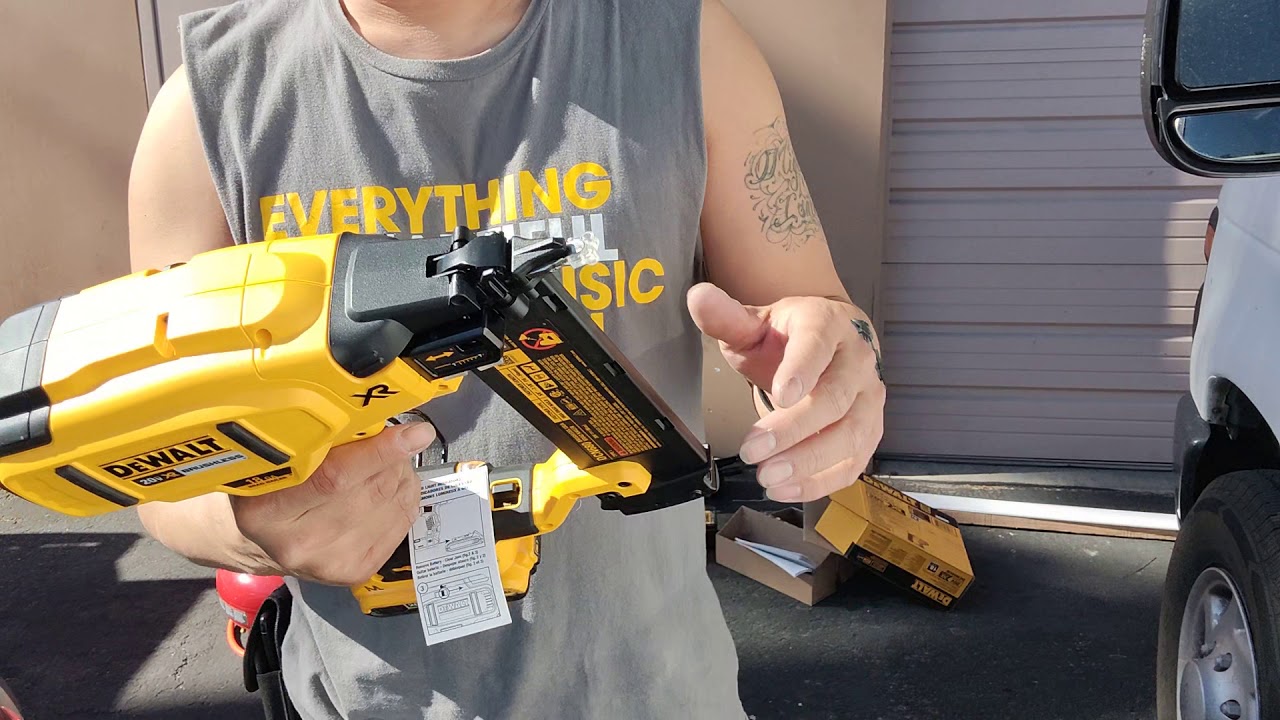 unboxing the dewalt 20v 18 guage cordless nailer home depot black