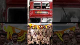 ‘Pride of Mumbai’, BEST’s Non-AC double-decker bus conducts its last ride