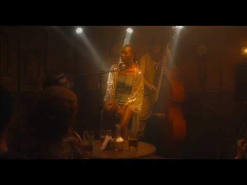 Camila singing "Sangue Latino" Latin Blood  - Invisible City (Cidade Invisível), Netflix.