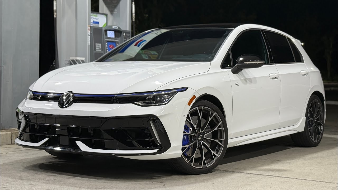 2025 Volkswagen Golf R | Установка сабвуфера ARS 24 Option Drive 10 + усилителя Air 2!