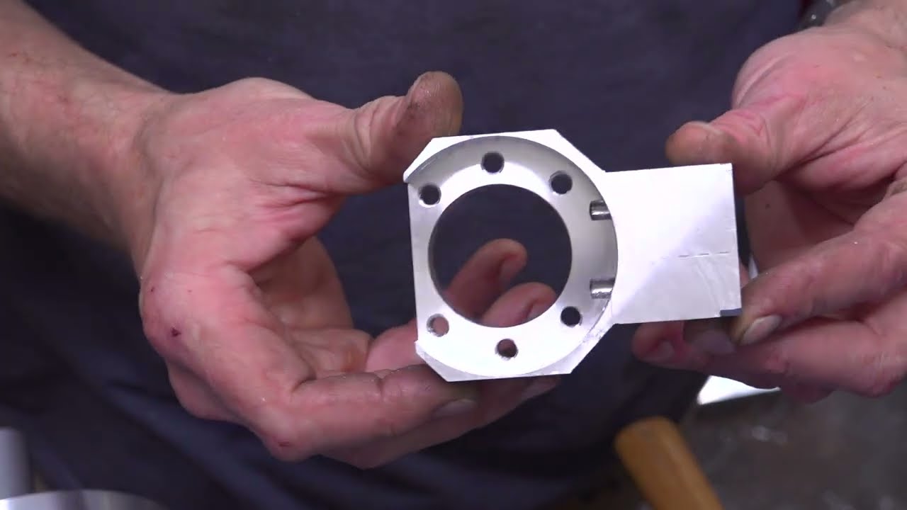 Upgrading Chinese gear. Modifying the milling machine to top-tier performance. Part 1. Installing...
