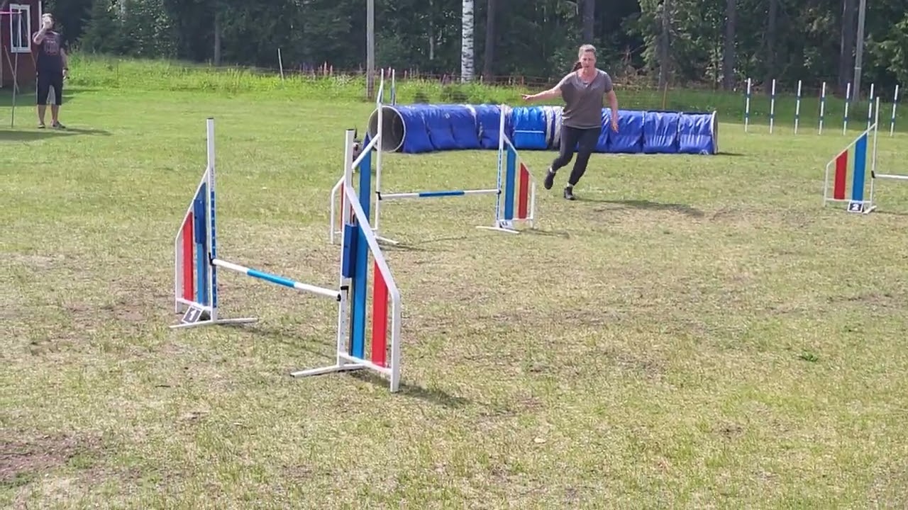 Göte tävlar Ho2 och det blir en snöplig disk pga tjuvstart, sen sätter han banan felfritt 🙈