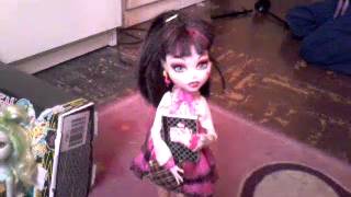 1 Parte De La Pelicula Un Problema Monstruoso