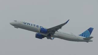 United Airlines Airbus A321-271NX N44501 takeoff from LAX