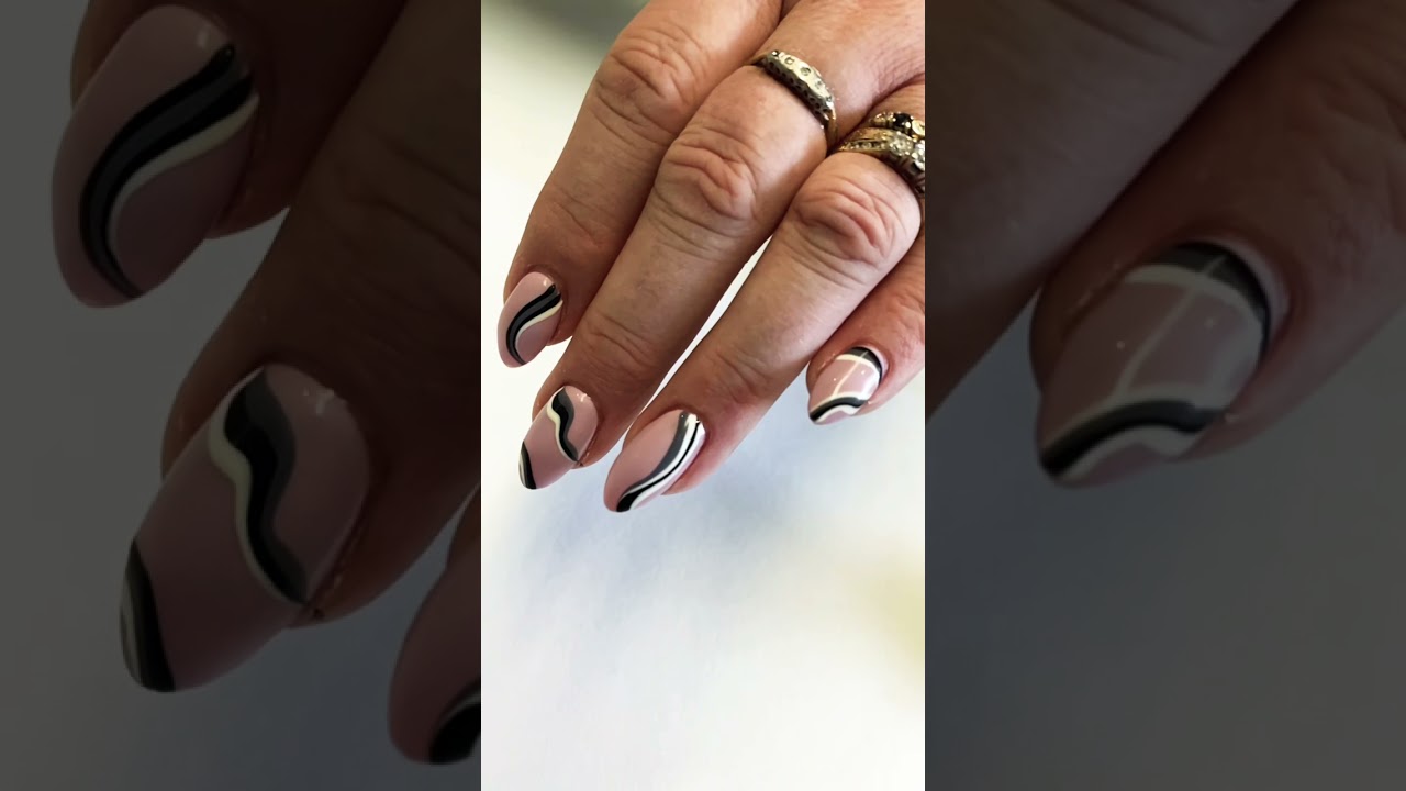 Swirl nail art • Nude fall nails