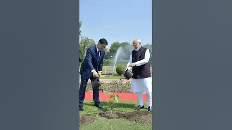 PM Modi & Mongolian President Khurelsukh Ukhnaa plant a sapling at Hyderabad House | #shorts