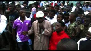 RT  HON  ADEYEMI IKUFORIJI ADDRESSED LASU STUDENT PROTESTERS OVER SCHOOL FEES ISSUE