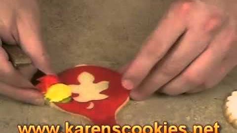 Cookie Decorating with Cookie Stencils